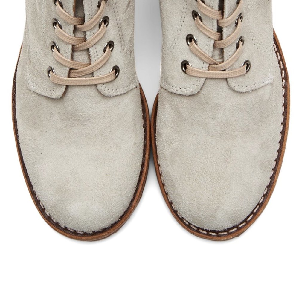 TRENDING Frye Sabrina 6G White Grey Suede Leather Lace Up Moto Combat Ankle Boot - Picture 3 of 16
